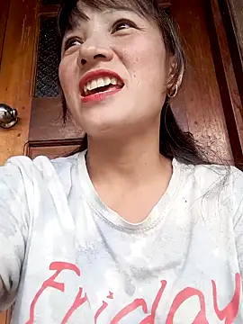 Mini3333 online show from October 14, 2025, 5:41 am