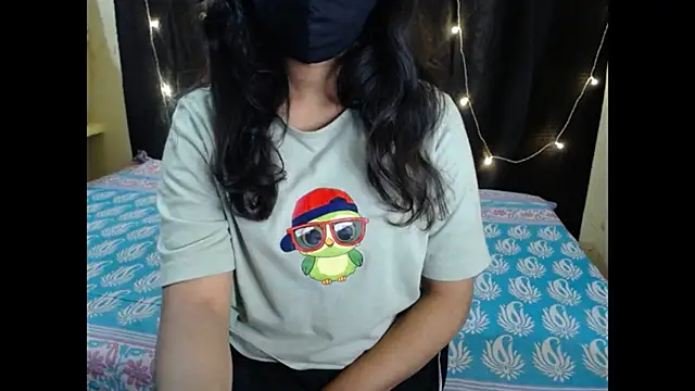 Vanya 7 online show from November 14, 2025, 5:27 pm