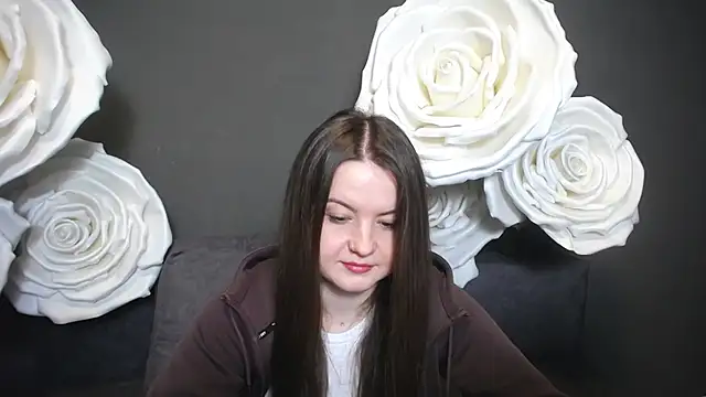 MavkaCute online show from September 23, 2025, 5:53 pm