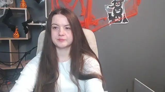 MavkaCute online show from November 3, 2025, 7:06 pm