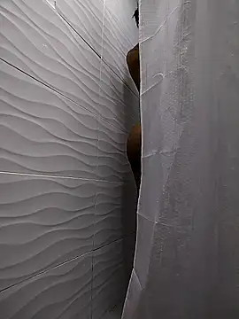 gabysanta  online show from October 12, 2025, 12:45 am