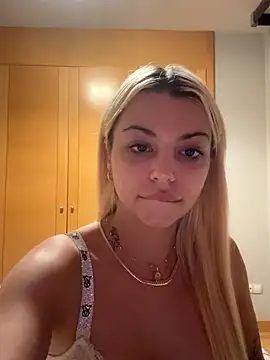 NoeliaGarcia17 online show from September 19, 2025, 2:26 am