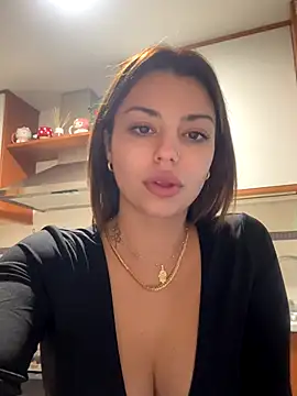 NoeliaGarcia17 online show from November 10, 2025, 11:32 pm