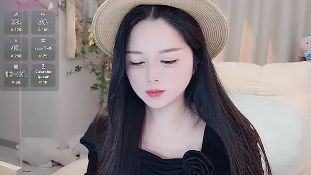 SweetTease2025 online show from November 10, 2025, 8:25 pm