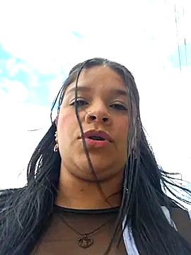 Eiimy pretty online show from October 3, 2025, 8:21 pm