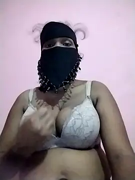 khhlmn online show from September 24, 2025, 3:40 pm