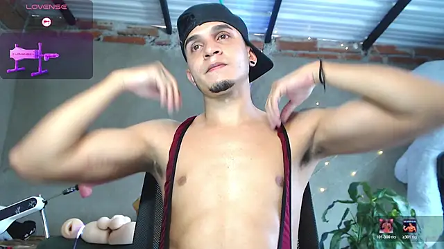 Snapshot of Angel_latinboy chatting on July 16, 2026, 8:17 pm Angel latinboy online show from July 16, 2026, 8:17 pm