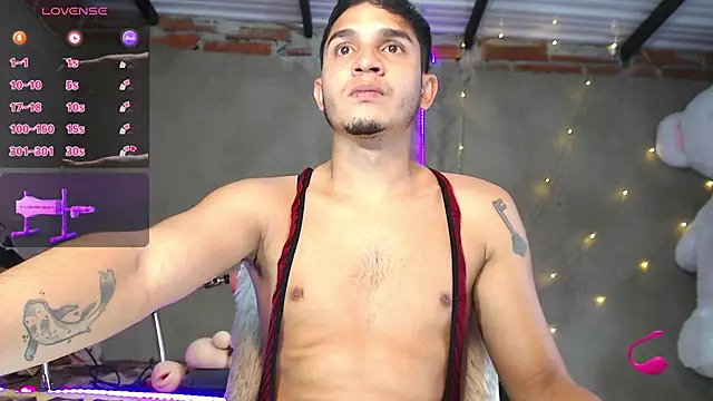 Snapshot of Angel_latinboy chatting on July 9, 2026, 1:10 pm Angel latinboy online show from July 9, 2026, 1:10 pm