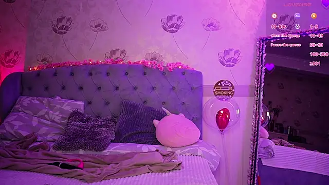 Anya Sky online show from March 6, 2026, 5:13 am