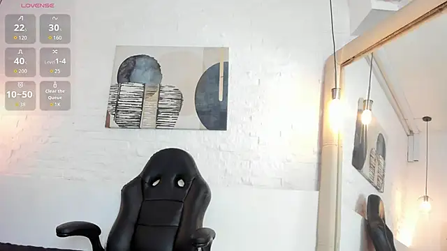 Snapshot of Sarah_GothicGirl chatting on November 20, 2025, 7:36 pm Sarah GothicGirl online show from November 20, 2025, 7:36 pm