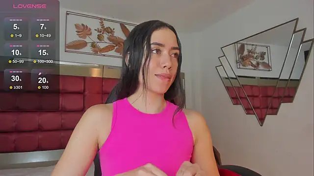 SaraWagner  online show from December 18, 2025, 12:05 am