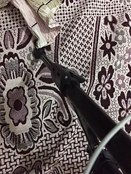 HaltBrand online show from October 26, 2025, 12:38 pm