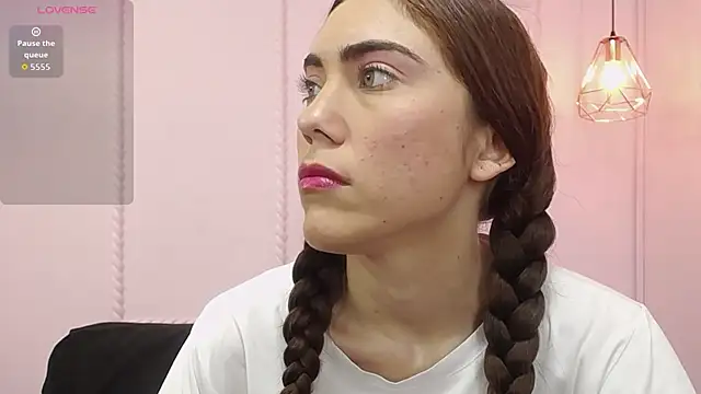 Snapshot of danna7cute chatting on October 3, 2025, 9:16 pm danna7cute online show from October 3, 2025, 9:16 pm