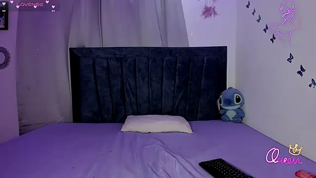 emmie bunny online show from February 26, 2026, 11:16 pm