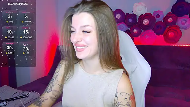 LindaBrilliant online show from October 11, 2025, 2:51 pm