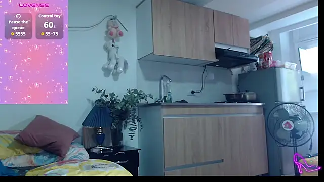 AllysonStonne online show from March 16, 2026, 7:49 pm