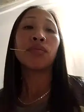 cute love00 online show from November 24, 2025, 10:15 am