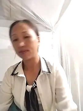 cute love00 online show from October 7, 2025, 11:06 pm