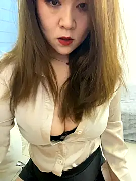 jiajia1060 online show from November 16, 2025, 1:05 pm