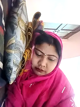 Snapshot of Apkisona8 chatting on February 27, 2026, 4:40 pm Apkisona8 online show from February 27, 2026, 4:40 pm