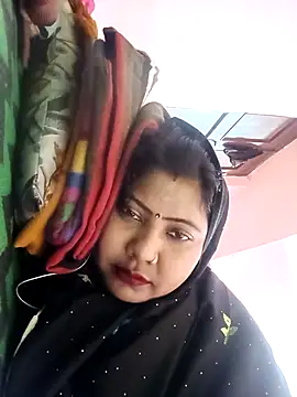 Snapshot of Apkisona8 chatting on April 4, 2026, 8:43 am Apkisona8 online show from April 4, 2026, 8:43 am