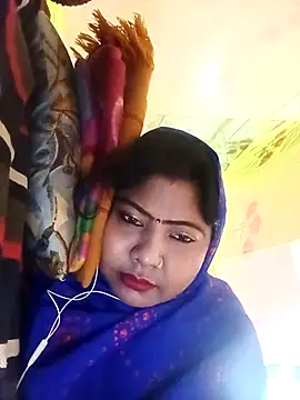 Snapshot of Apkisona8 chatting on April 8, 2026, 5:36 pm Apkisona8 online show from April 8, 2026, 5:36 pm