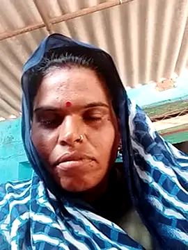 Snapshot of Soniya_pandit chatting on July 17, 2026, 6:10 am Soniya pandit online show from July 17, 2026, 6:10 am