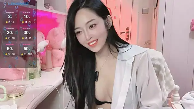 Ya-Ya- online show from November 8, 2025, 10:24 pm