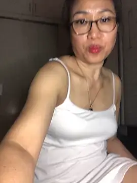 Vitamin sexy online show from October 4, 2025, 7:43 am