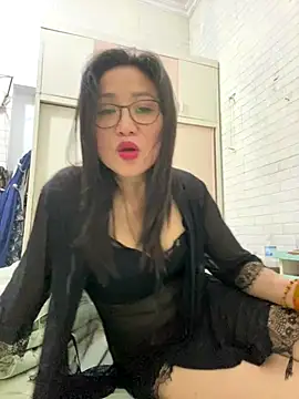 Vitamin sexy online show from October 9, 2025, 12:06 pm