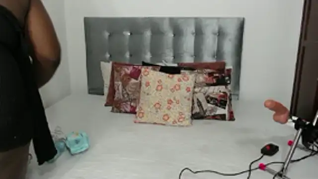 DaiishaWolf online show from October 15, 2025, 7:00 pm