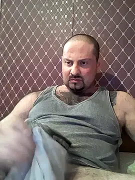  NEREZA  online show from April 18, 2026, 7:18 pm