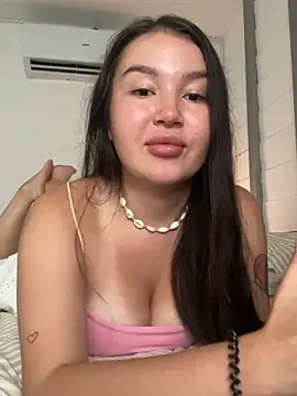 Snapshot of LexeeLuv chatting on May 8, 2026, 2:37 am LexeeLuv online show from May 8, 2026, 2:37 am