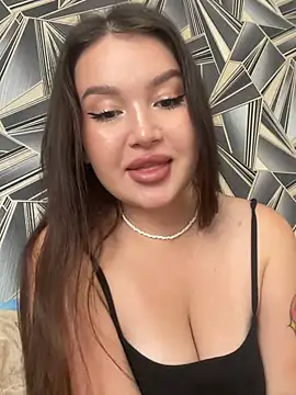 LexeeLuv online show from July 28, 2026, 1:10 pm