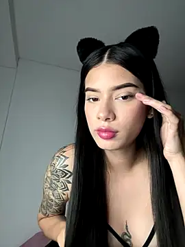 giasteele online show from October 31, 2025, 2:52 am