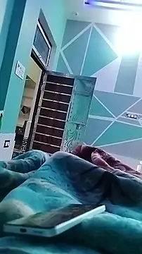 Raja studio online show from November 12, 2025, 4:27 am