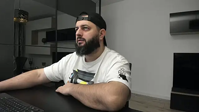 Snapshot of DravenPeak chatting on January 16, 2026, 6:56 pm DravenPeak online show from January 16, 2026, 6:56 pm