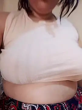 Snapshot of Diva_watine chatting on October 14, 2025, 1:12 pm Diva watine online show from October 14, 2025, 1:12 pm