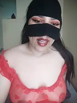 Snapshot of Diva_watine chatting on September 19, 2025, 1:15 pm Diva watine online show from September 19, 2025, 1:15 pm