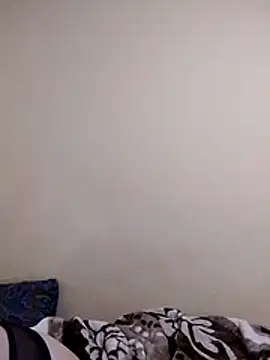 Snapshot of Diva_watine chatting on November 13, 2025, 8:02 pm Diva watine online show from November 13, 2025, 8:02 pm