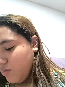 butterfly777  online show from November 17, 2025, 11:03 am