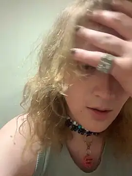 BlondeyMiyMiy online show from March 5, 2026, 7:49 am