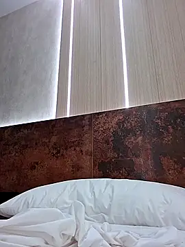 PetiteSecrets online show from September 22, 2025, 4:13 pm