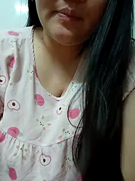 Babyrose  online show from May 5, 2026, 5:16 pm