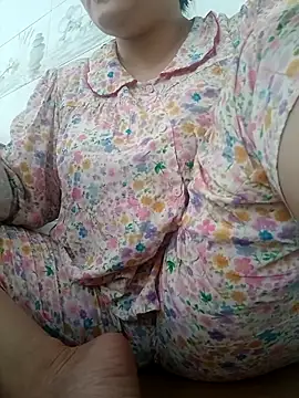  Babyrose  online show from May 7, 2026, 4:50 am
