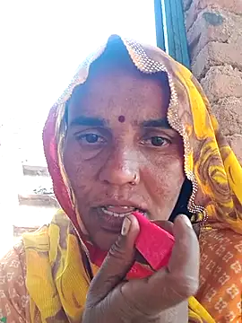 Snapshot of Pinky12A chatting on November 12, 2025, 5:11 am Pinky12A online show from November 12, 2025, 5:11 am