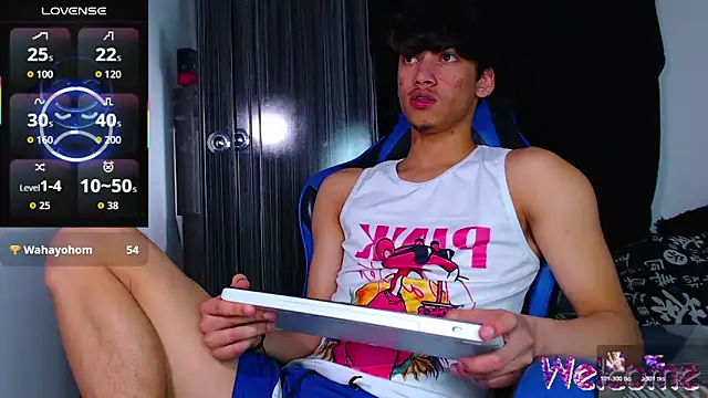 Gael Jones online show from December 18, 2025, 5:23 am