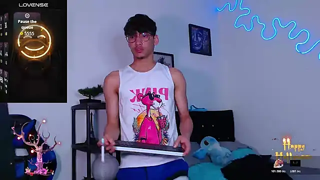 Gael Jones online show from October 20, 2025, 4:03 am