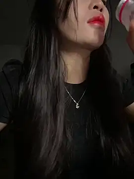 Lissa xinh09 online show from October 18, 2025, 12:51 pm