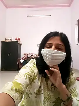 BITEXBABYlove online show from November 11, 2025, 2:50 am